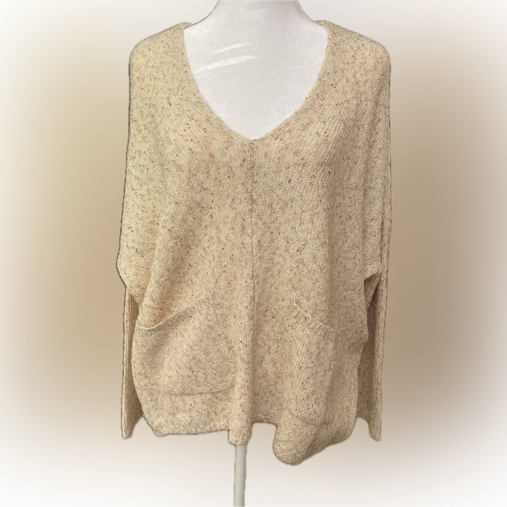 Promesa Cream V-Neck Sweater with Relaxed Fit
